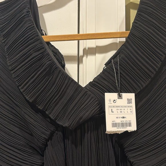 Zara Romper - Picture 2 of 4